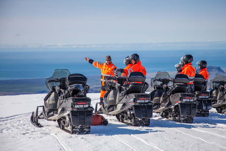 Vik : Aventure en motoneige sur le Mýrdalsjökull