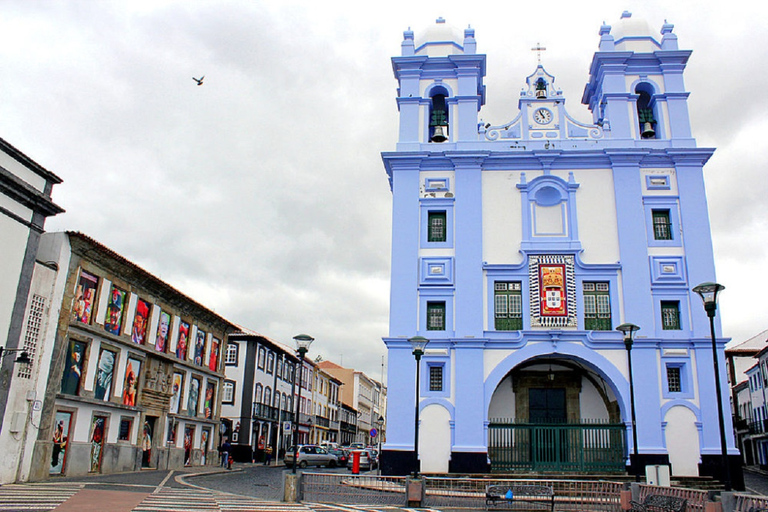 Angra do Heroísmo: recorrido a pie con pastel local y caféTour sin recogida y regreso al hotel