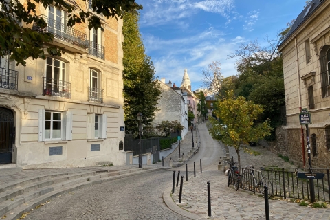 Paris: Secret Montmartre Self-Guided Tour