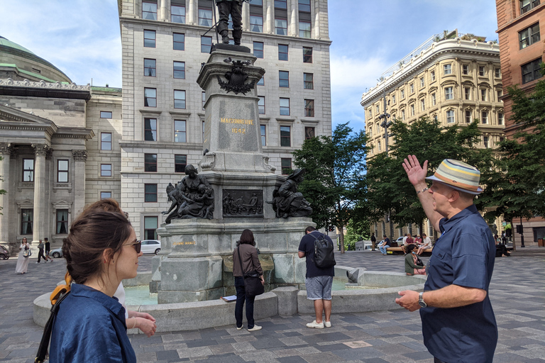 Oud Montréal: 2 uur durende VIP-wandeltochtOld Montréal 2 uur durende VIP-wandeltocht in het Engels