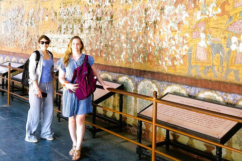 Saree Weaving & Srirangapatna Palace Day Tour from Bangalore