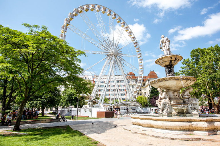 Budapest: Guided Walking Tour of Pest