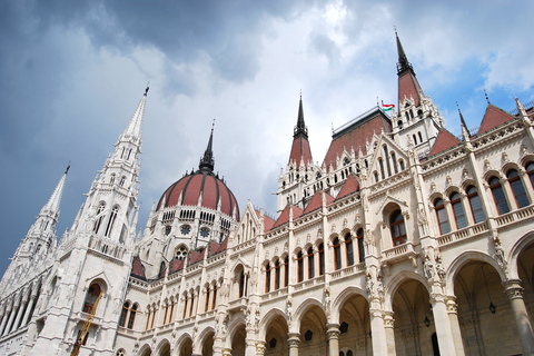 Budapest: tour guidato a piedi di Pest