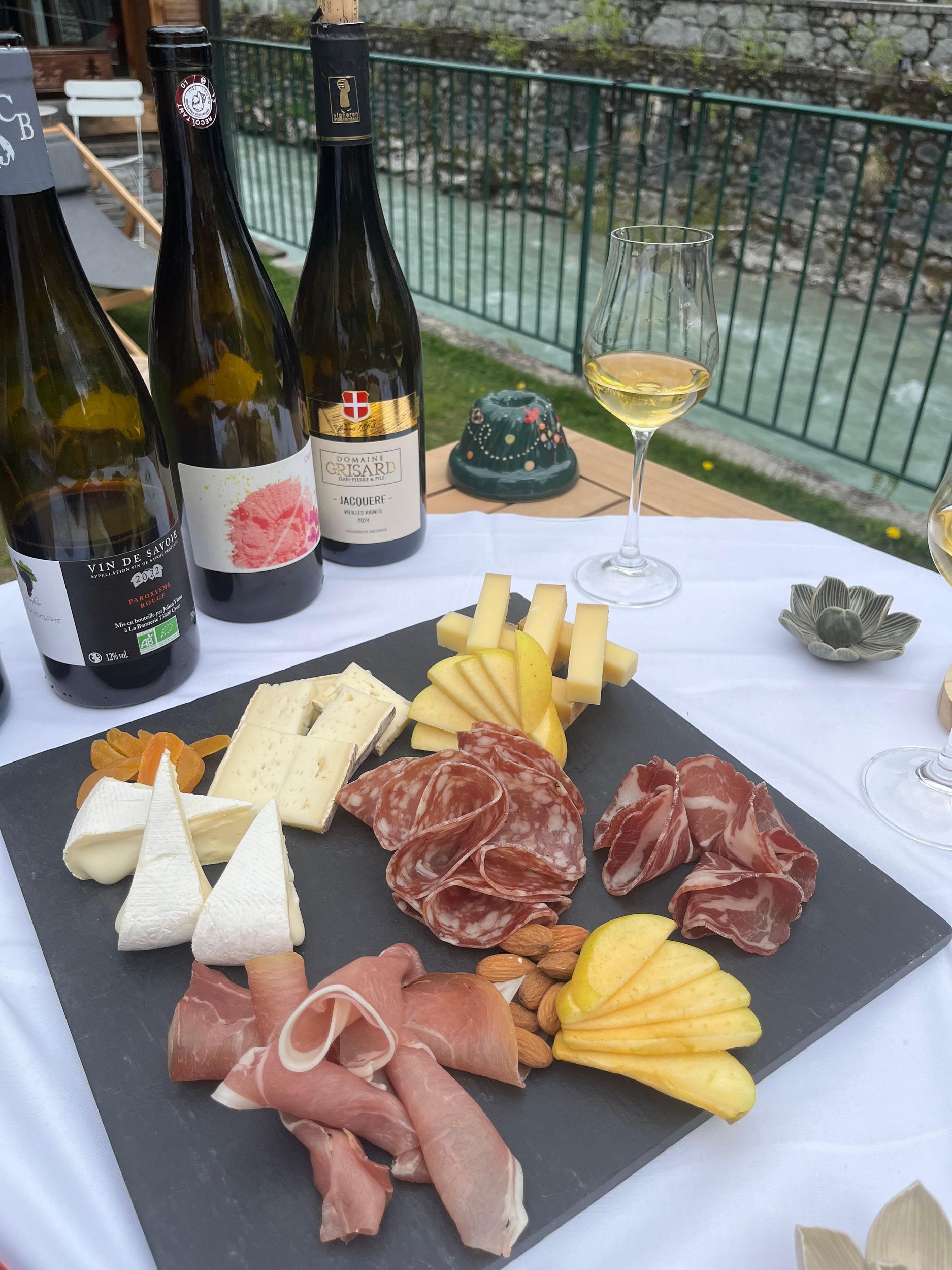 Entdecke Chamonix mit einem Einheimischen & genieße einen französischen Aperitif