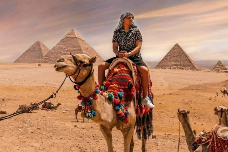 Kair: Piramidy w Gizie, Camel
