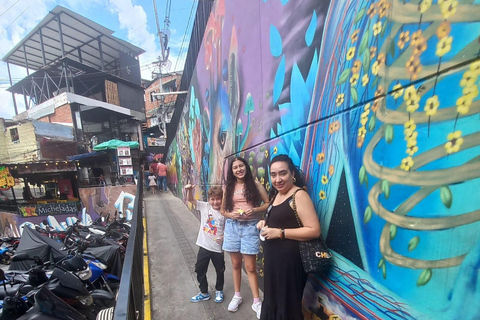 Medellín: Private Stadtrundfahrt, lokale Sehenswürdigkeiten und Comuna 13