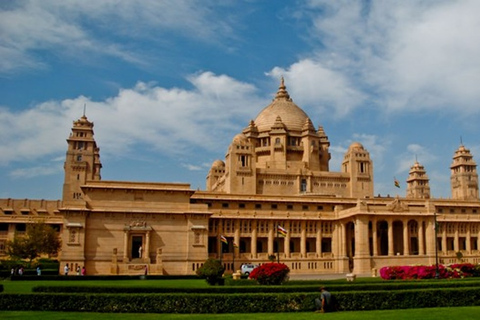 Jodhpur : visite de la ville en tuk tuk à trois rouesVisite avec chauffeur avec prise en charge et retour à l'hôtel