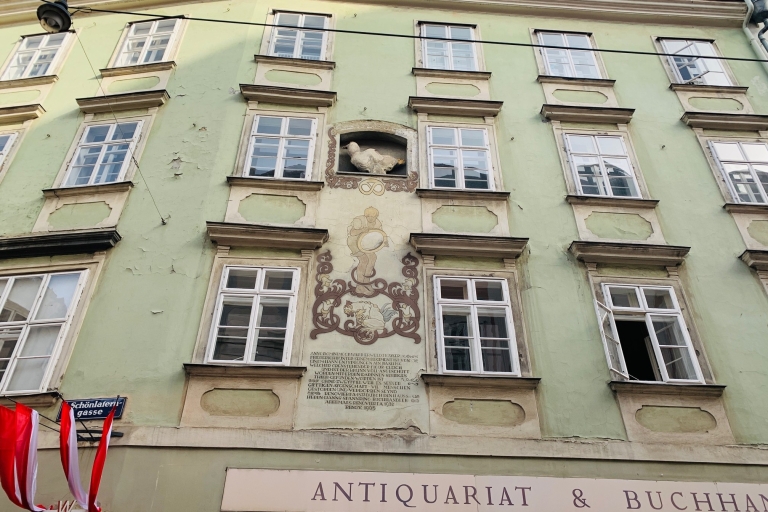 Wenen: verborgen juweeltjes, geheime binnenplaatsen, legendes en symbolen