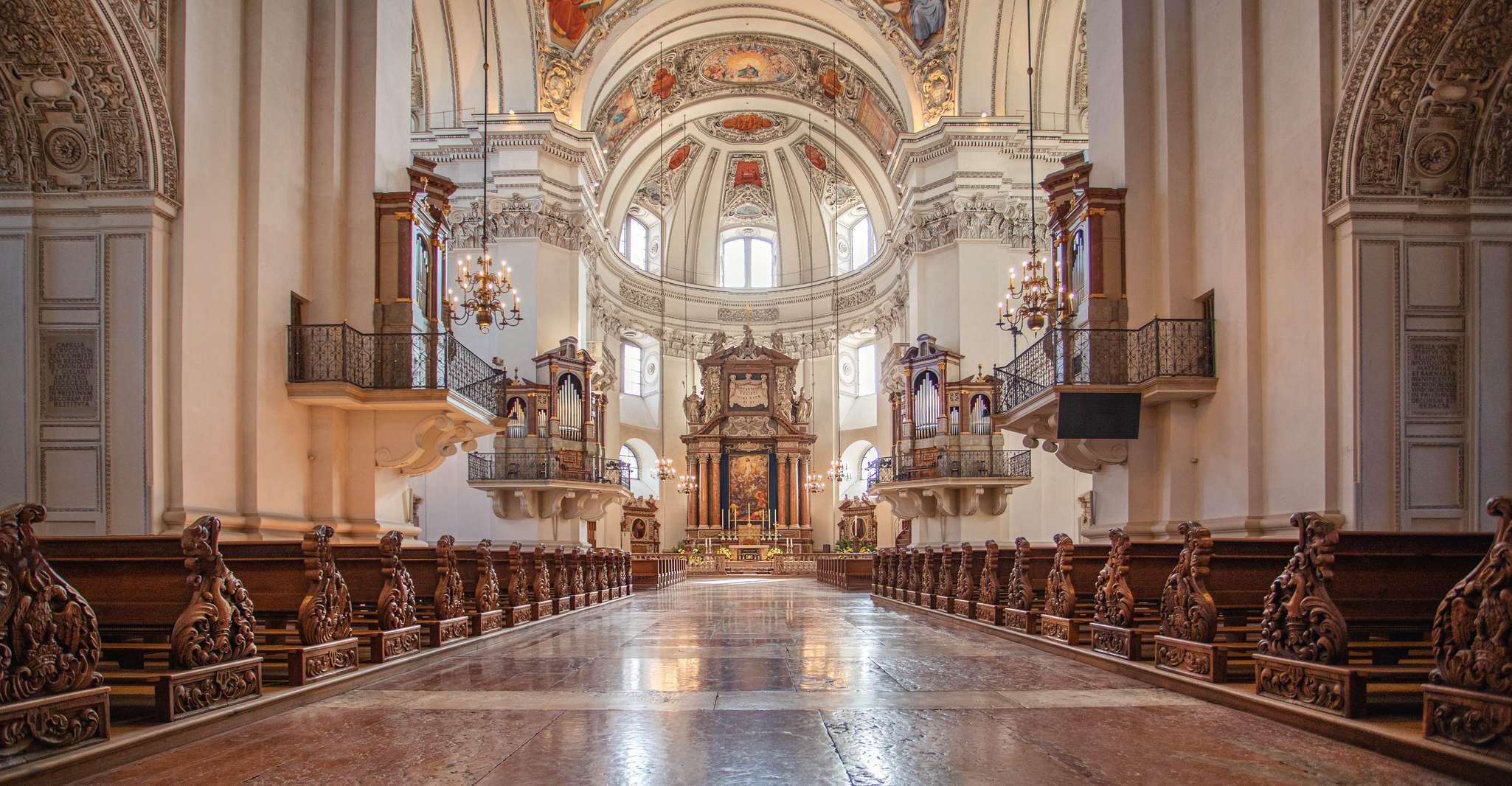Salzburg Cathedral: Organ Concert at Midday