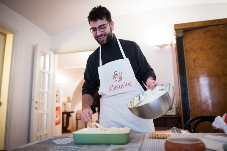 Milán: Clase de elaboración de pasta y tiramisú para grupos reducidos