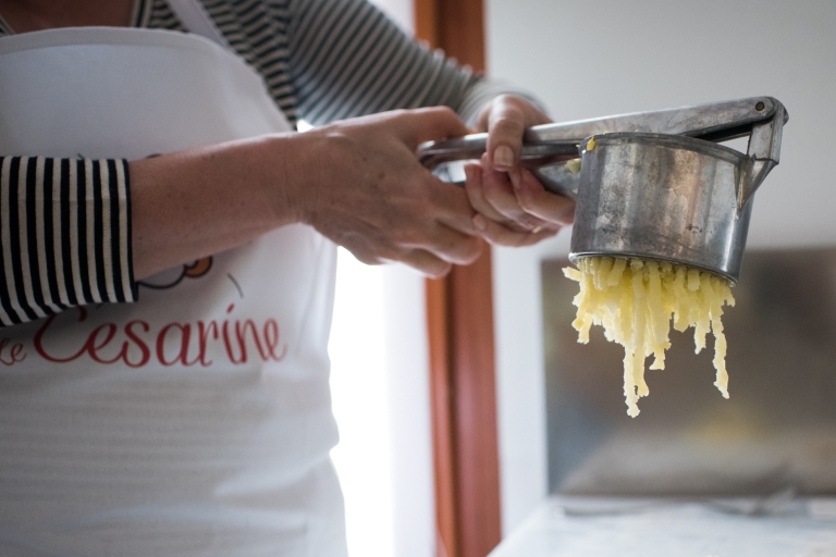 Milan : Cours de fabrication de pâtes et de Tiramisu en petit groupe