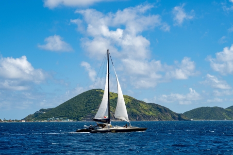 Vanuit Basseterre: St. Kitts en Nevis Cruise met Bar & LunchVan Basseterre: St. Kitts en Nevis Cruise met Bar & Lunch