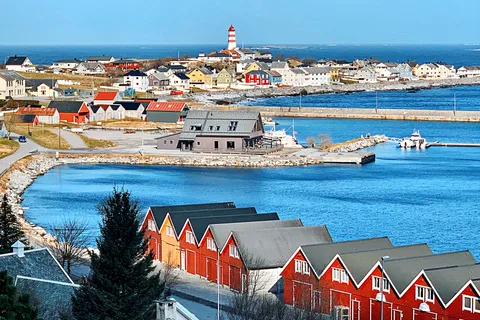 Alesund: Private Tour to the Viking Islands