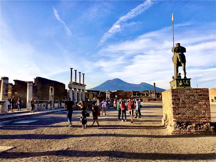 From Positano: Pompeii and Vesuvius Guided Tour
