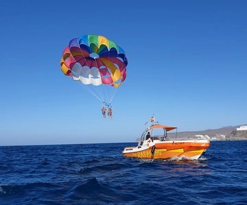 Puerto Rico de Gran Canaria : Parasailing