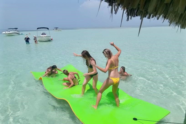 Key West: Croisière privée de 4 heures sur un bar de sable sur un bateau Tiki Bar