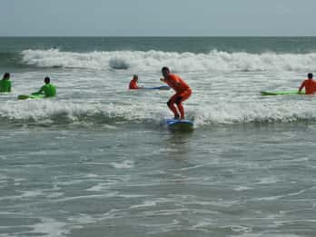 Sintra: groepssurfles van 2 uur op Praia Grande