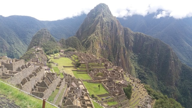 From Cusco: 2-Day Trip to the Sacred Valley and Machu Picchu