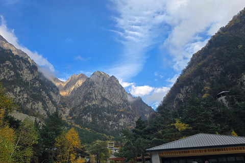 3-Day All-Inclusive Georgia Tour: Tbilisi & Kazbegi