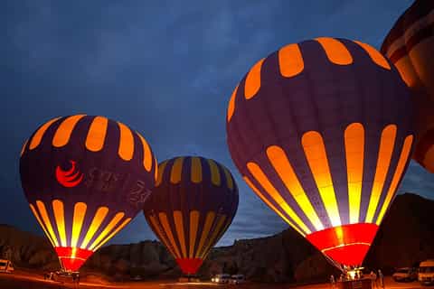 Cappadocia: Sunrise Hot Air Balloon Flight Experience