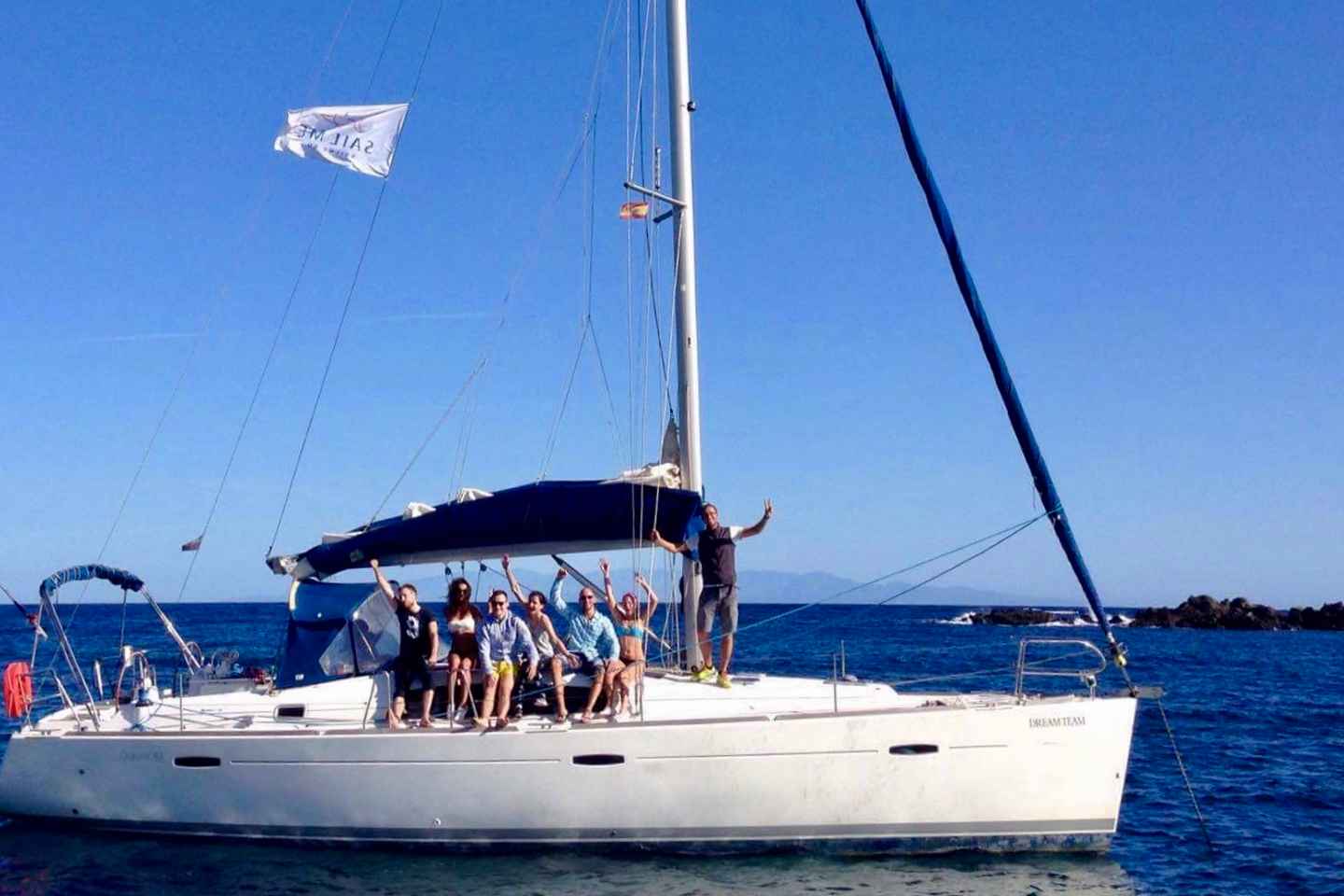 Valencia: 2-Hour Private Boat Cruise