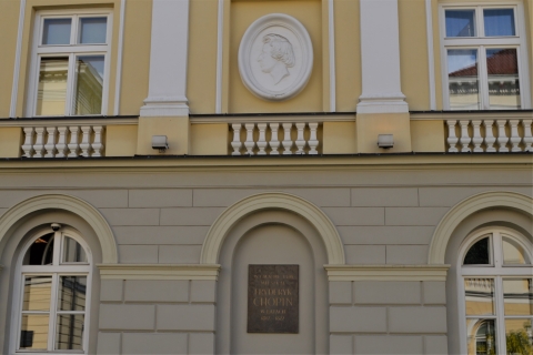 Warsaw: Guided Frederic Chopin Tour with Concert