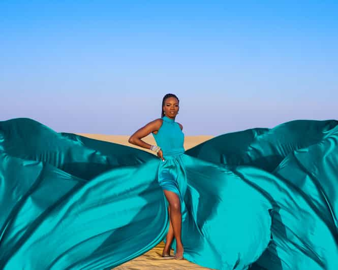 Dubai: Flying Dress Fotoshooting Erlebnis | GetYourGuide