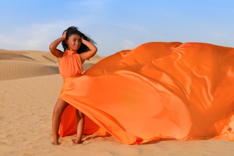 Dubái: experiencia de sesión de fotos con vestido voladorSesión de fotos con vestido volador en Dubai