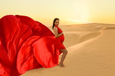 Dubai: Fotoshooting im fliegenden KleidFotoshooting mit fliegendem Kleid in Dubai