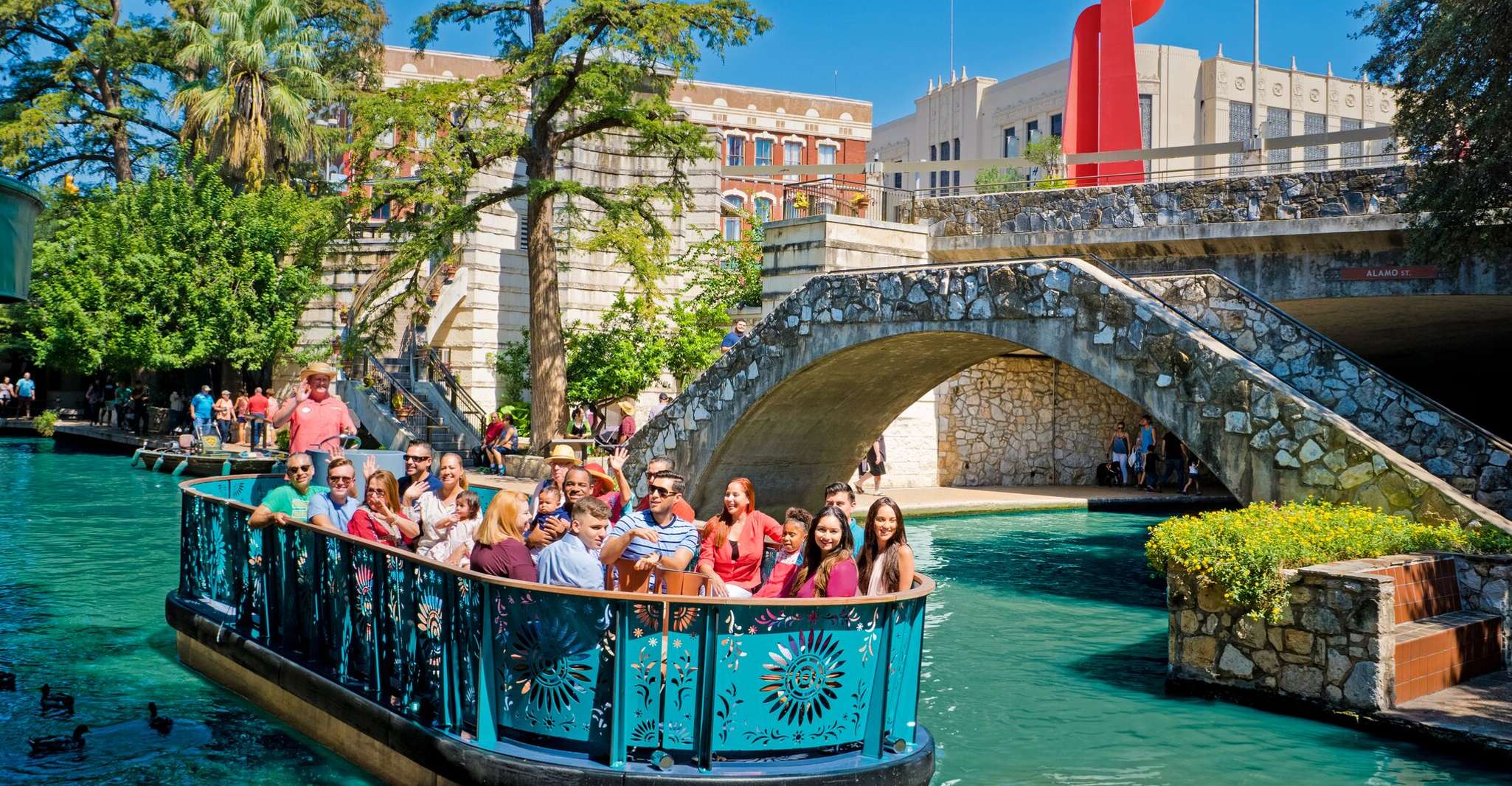 San Antonio, Small Group Tour mit Alamo, Tower & River Cruise - Hizvo