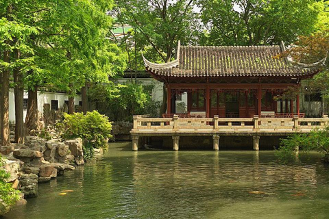 Shanghai: 4h Private City Tour, EN DE FR IT RU Local Guide Shanghai: 4h Private Tour with Italian Local Guide