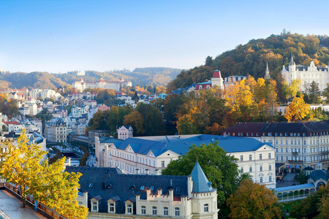 From Prague: Karlovy Vary and Loket Excursion (Optional Castle) Sightseeing Tour in Spanish - WITH ADMISSION