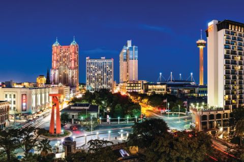 San Antonio: tour notturno panoramico e crociera sul fiume