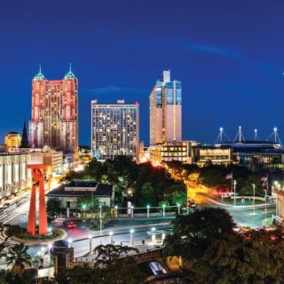 San Antonio: tour notturno panoramico e crociera sul fiume