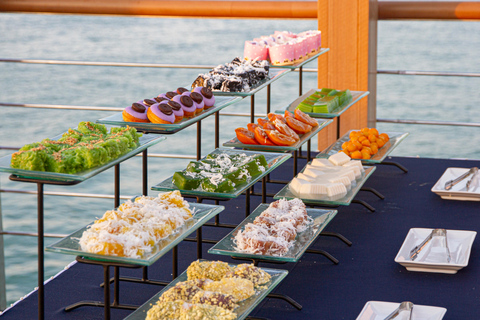 Pattaya Oriental Atlantis Buffet and Show Plus VIP Seat (Shared Table)