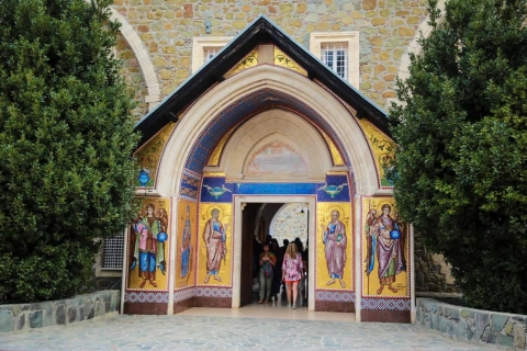 De Paphos: excursion d'une journée à Troodos, au monastère de Kykkos et à une cave