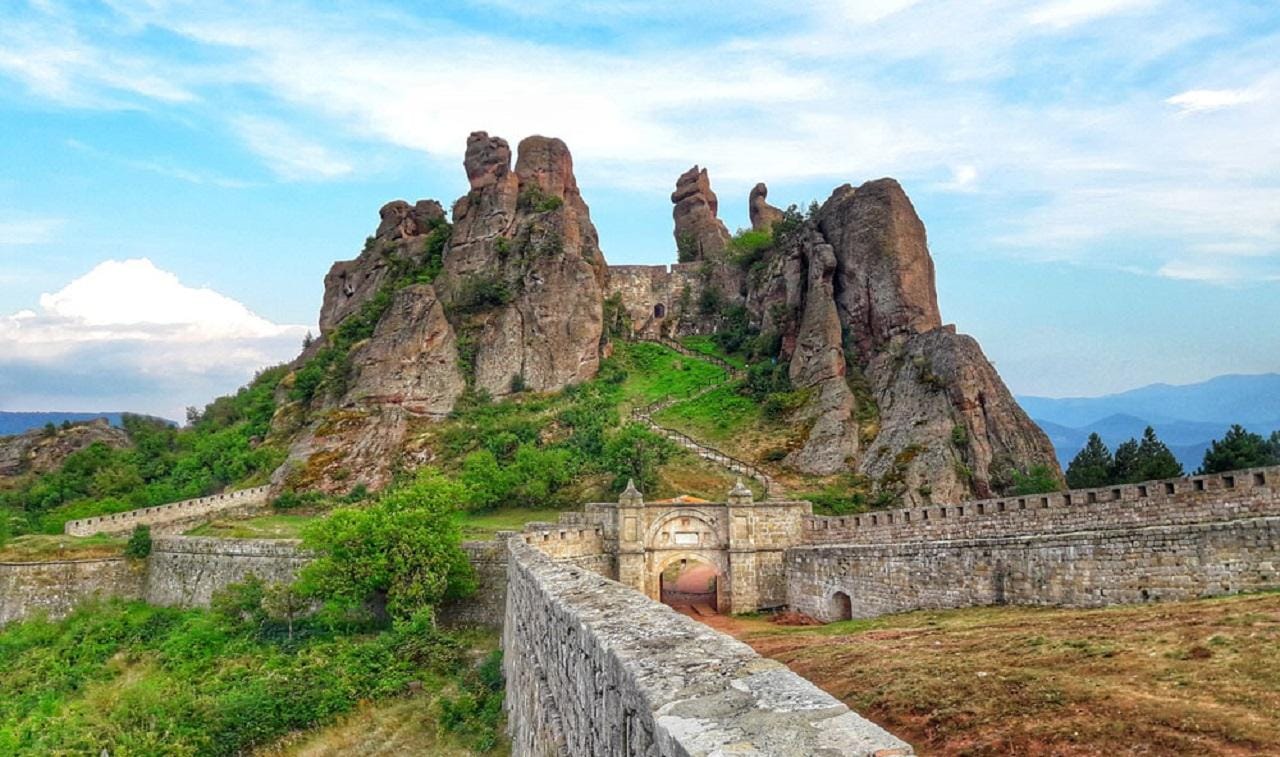 Ab Sofia: Tagestour zu den Felsen und zur Festung von Belogradtschik