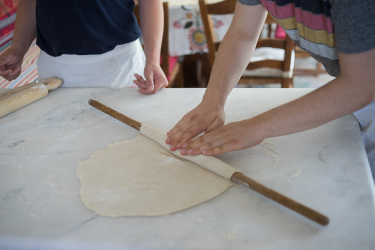 Desde Mykonos: clase de panadería en la granja de Mykonos con brunch