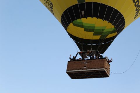 From Madrid: Hot Air Balloon over Toledo with Brunch