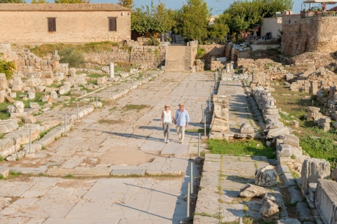 D'Athènes: visite privée des points forts du PéloponnèseVisite avec chauffeur uniquement