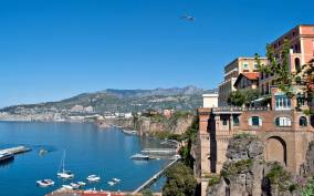 From Naples: Group Tour to Sorrento, Positano and Amalfi
