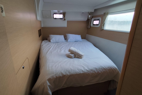 Mallorca: Catamaran Boat Tour with Tapas