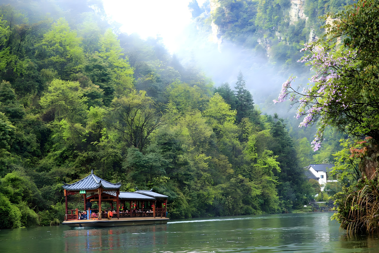 Zhangjiajie 2 Days Tour: Avatar Peaks & Sky High Wonders