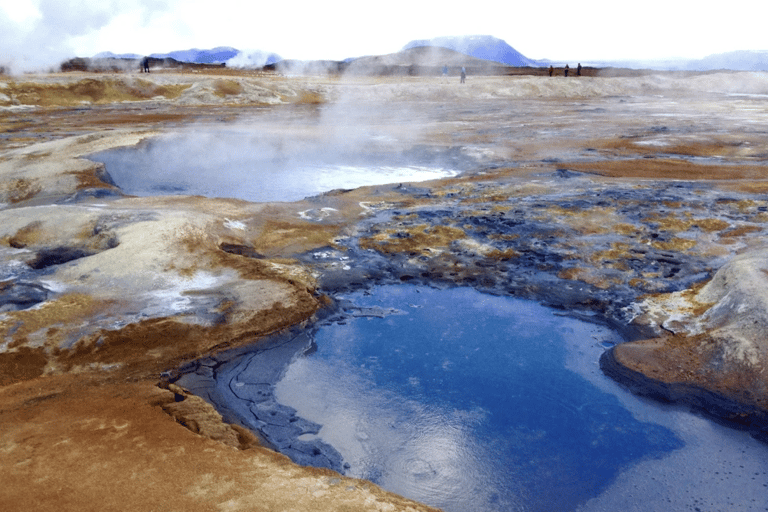 Akureyri: Private Tour Godafoss, Myvatn, Grjótagjá, Hverir.