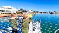 Mandurah, Delphin und Aussicht Kreuzfahrt mit optionalem Mittagessen - Housity