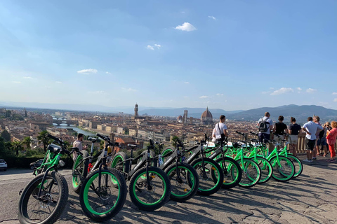 Firenze: tour in bici a tema mediceoFirenze: tour in bici elettrica a tema mediceo