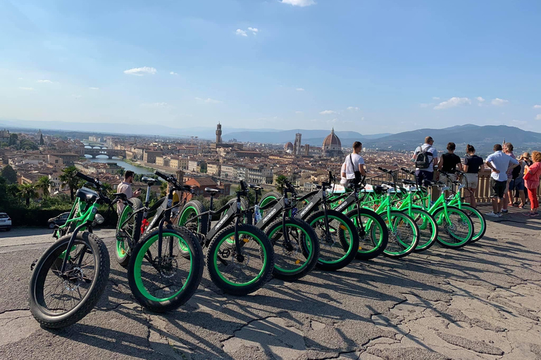 Firenze: tour in bici a tema mediceoFirenze: tour in bici elettrica a tema mediceo