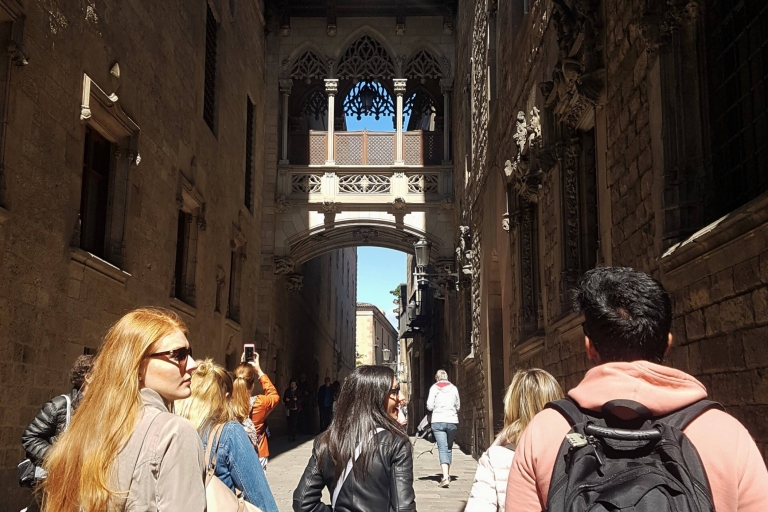 Barcelona: Go City Explorer Pass - Wählen Sie 2 bis 7 Attraktionen6 Attraktionen oder Tours Pass