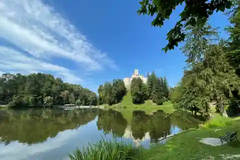 Fra Zagreb: Barokbyen Varazdin og slottet Trakoscan