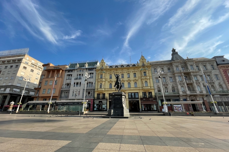 Zagreb: tour a pie de 2,5 horas y viaje en funicular